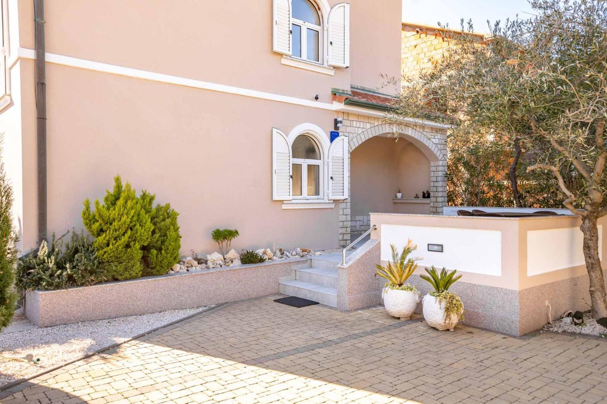 Apartments Casa Barbara 라브 외부 사진