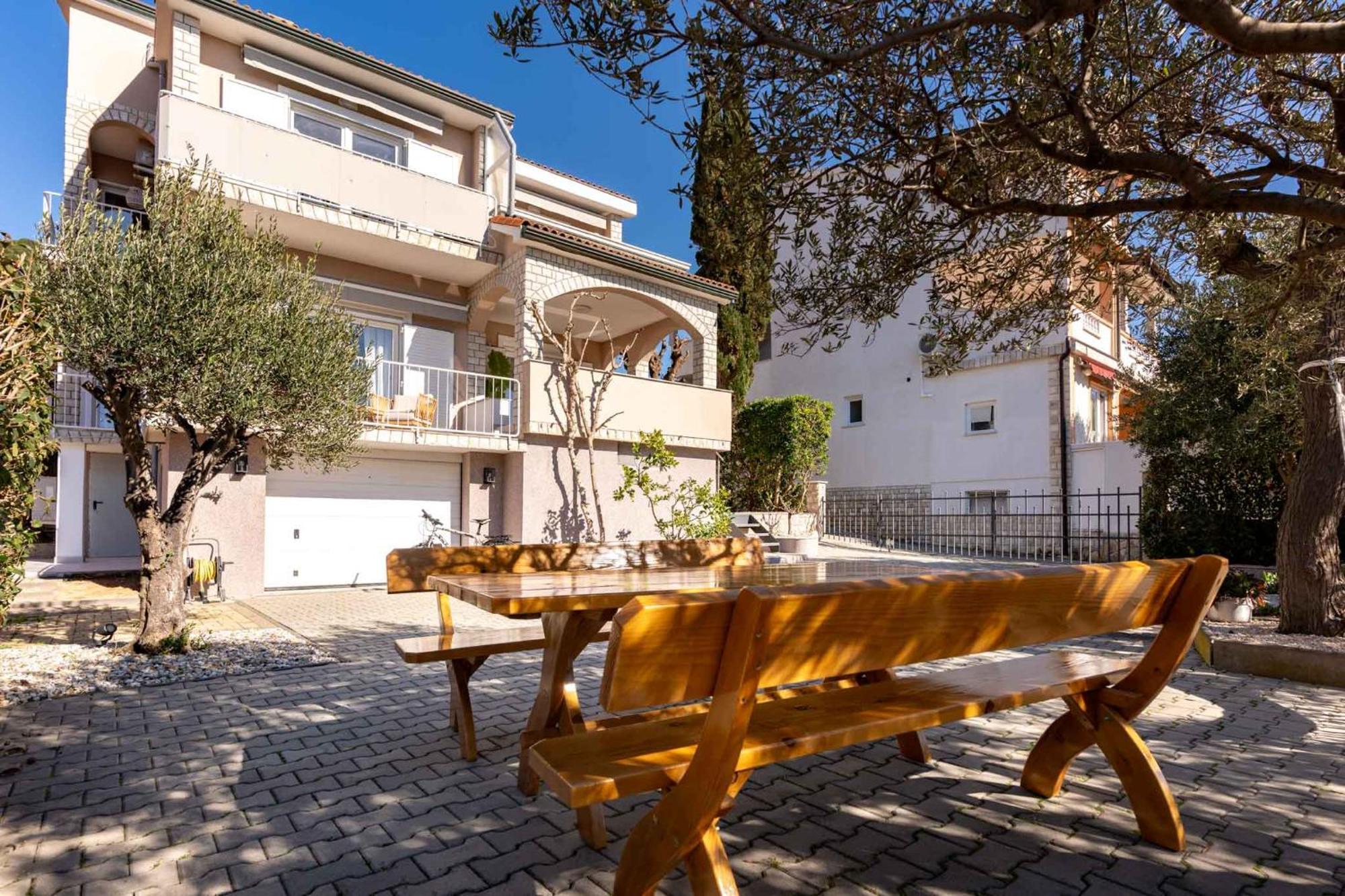 Apartments Casa Barbara 라브 외부 사진